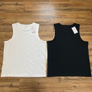 Nike Dri-Fit tank top bundle